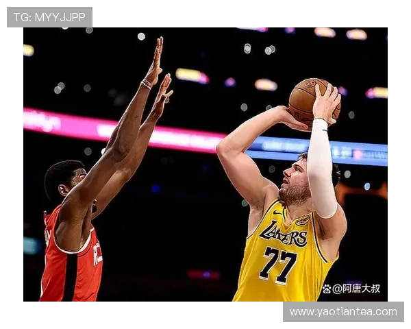 湖人火箭第五场巅峰对决全场回放精彩瞬间解析关键时刻战术博弈与球星表现回顾